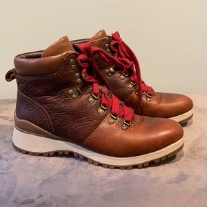 Bionica Leather Hiking Boot